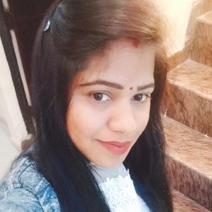 Meet your Posher, Ekta